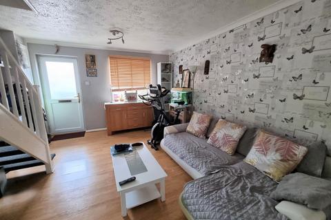 2 bedroom terraced house to rent - Warwick Drive, Bury St Edmunds IP32