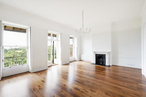 2 bedroom apartment to rent, Princes Buildings, Clifton