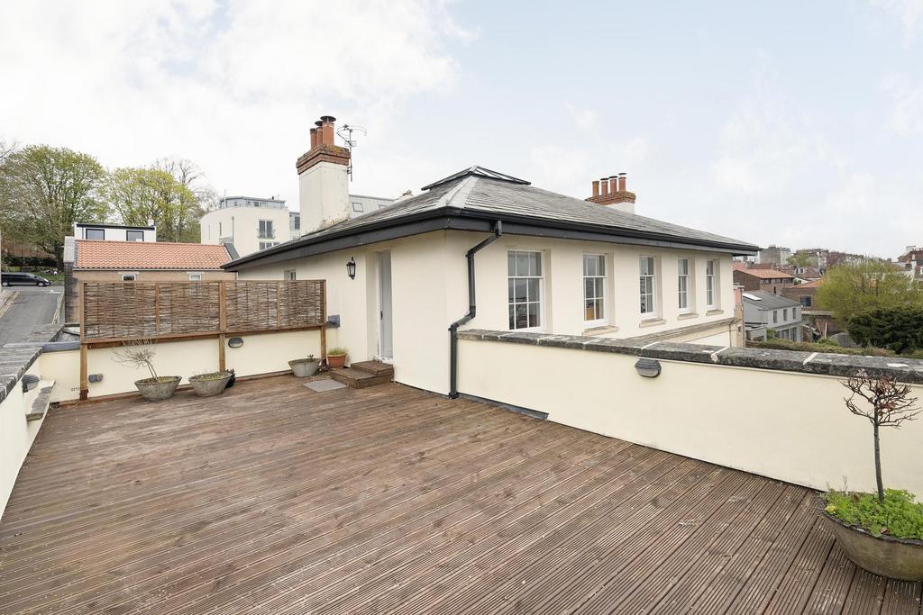Terrace ()