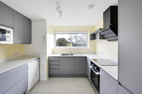 2 bedroom flat to rent, Ridgewood, Knoll Hill, BS9