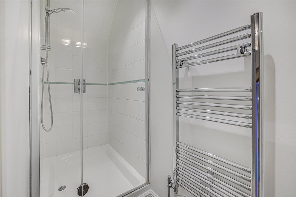 En-Suite Shower