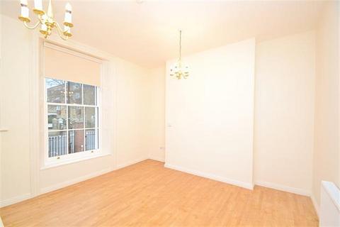 2 bedroom flat to rent, Bedford Place