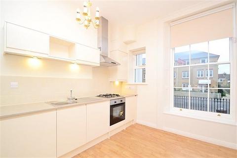 2 bedroom flat to rent, Bedford Place