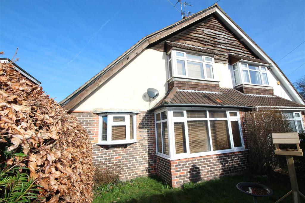 Mackie Avenue, Patcham, Brighton 3 bed semidetached house £399,950