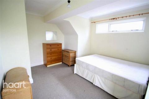 undefined, Brighton Road, SUTTON