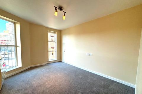 2 bedroom flat to rent, Southampton