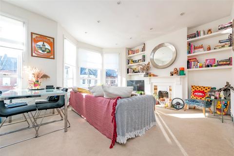 2 bedroom apartment to rent, Bathurst Gardens, London, NW10