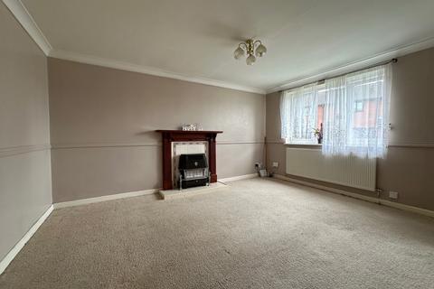 2 bedroom mews to rent, Cornwall Grove, Crewe