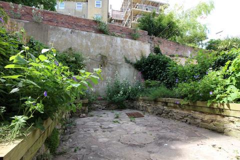undefined, St Nicholas Road  BN1 3LP