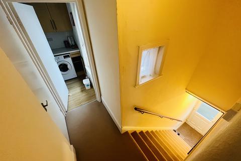 undefined, F2, 38 Motcombe Road, Eastbourne BN21 1QT