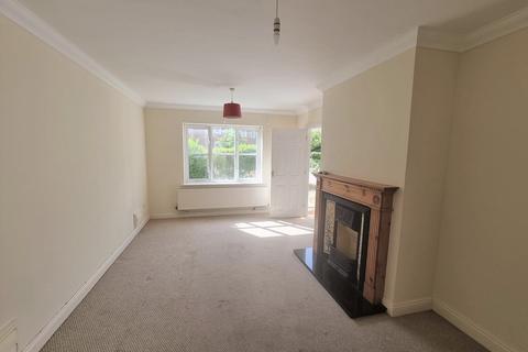 3 bedroom detached house to rent - Coltsfoot Crescent, Bury St Edmunds ` IP32