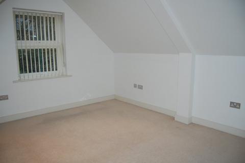 2 bedroom apartment to rent, Branksome Wood Road, Bournemouth