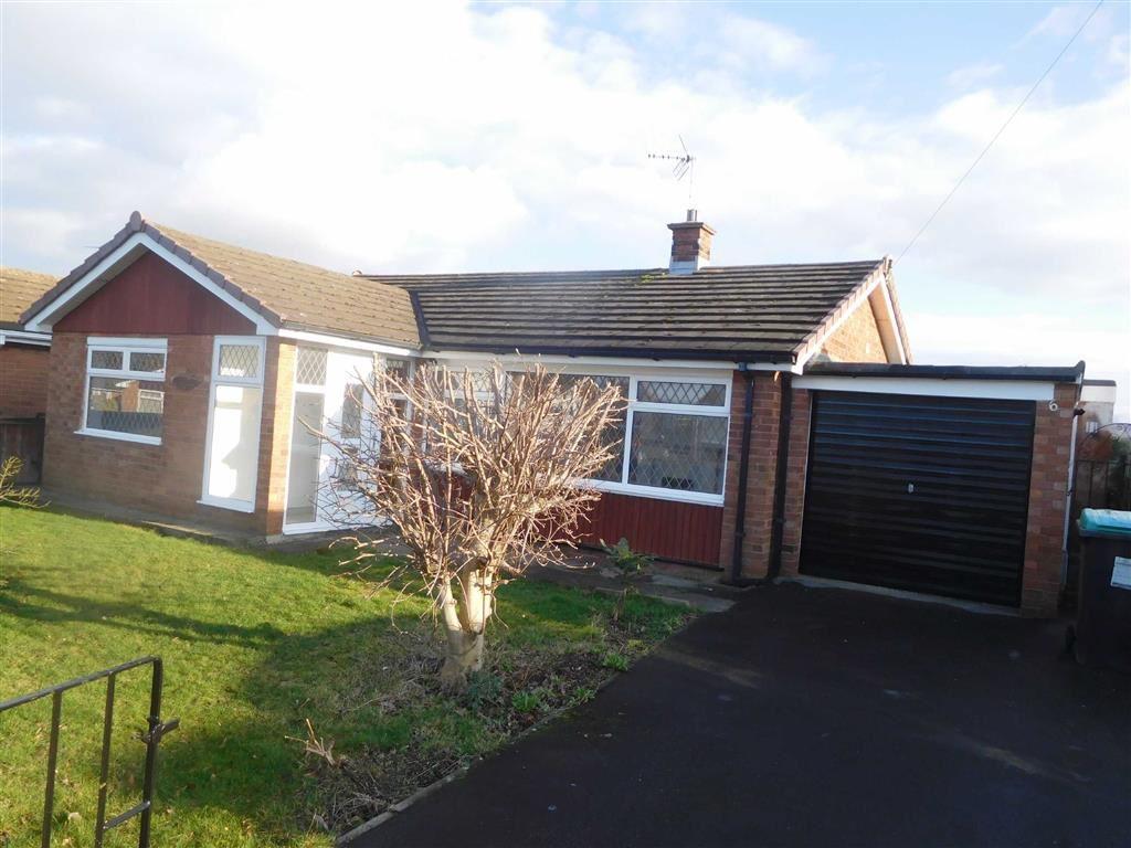 Cardigan Road, Borras, Wrexham 3 bed detached bungalow £850 pcm (£196 pw)