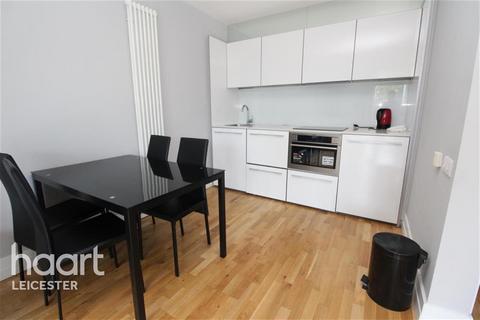 1 bedroom flat to rent, Arcus Apartments, Highcross