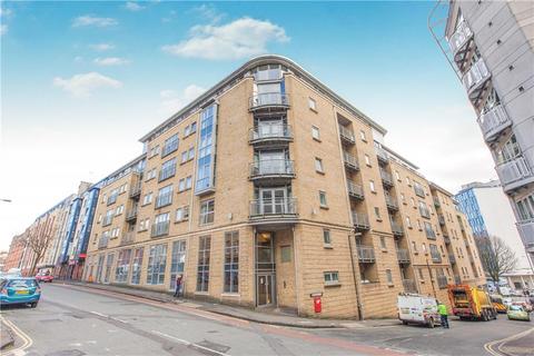 1 bedroom flat to rent, Hamilton Court, Montague Street, BS2