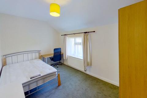 undefined, The Chase, Guildford, GU2 7UB