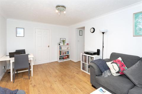2 bedroom apartment for sale - Norbury Avenue, Watford, Hertfordshire, WD24