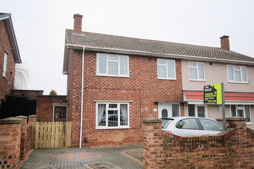 Hutton Avenue, Darlington 3 bed semidetached house £100,000