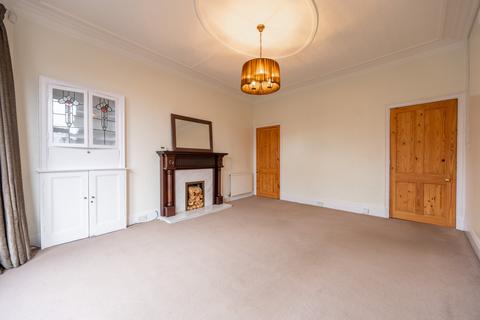 2 bedroom flat to rent, Marlborough Avenue , Flat 0-1, Broomhill , Glasgow, G11 7BJ
