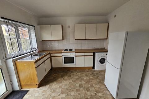 2 bedroom house to rent, Allott Street, Hoyland  Common