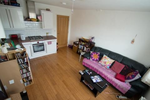 1 bedroom flat to rent, Palmerston Road - First Floor