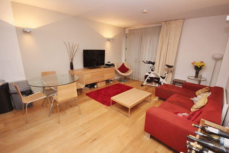 Lumiere Building City Road East 2 Bed Apartment 214 950 Image 1 Of 7 Photo