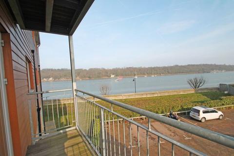 1 bedroom apartment to rent - The Shoreway, Chatham