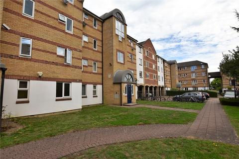 1 bedroom apartment to rent, Dunnage Crescent, London SE16