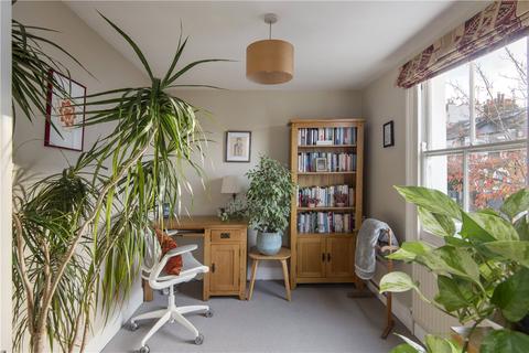 4 bedroom end of terrace house to rent - Wandle Road, London, SW17