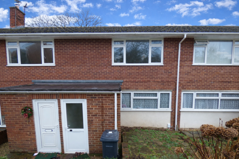 undefined, Topsham - Popular purpose built first floor flat.