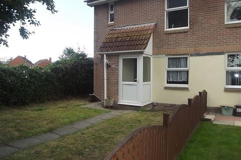 1 bed flat/apartment for rent in Carlton Drive, Bridgwater, Somerset