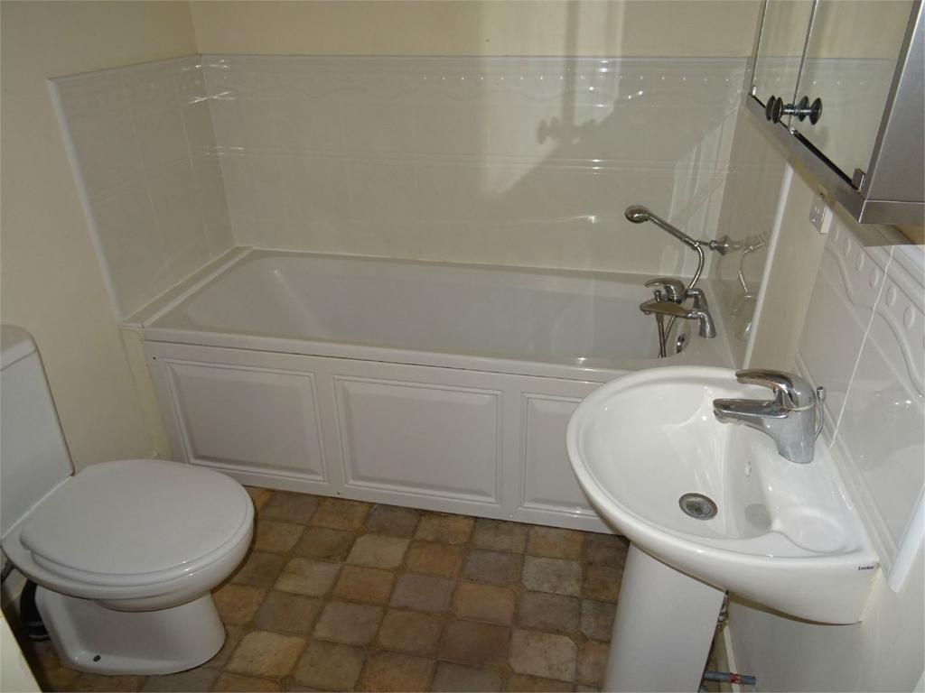 Photograph 4