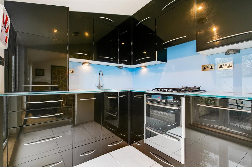 Apartment in London - View 2