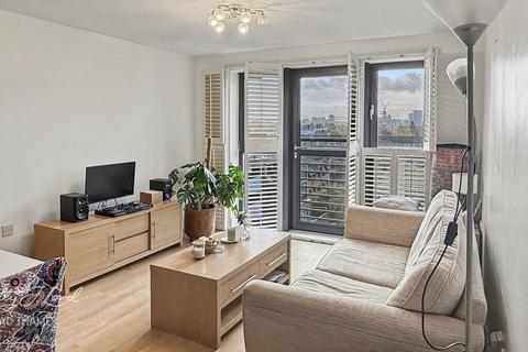 2 bedroom flat to rent, Sandover House, Spa Road, London, SE16