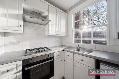 Studio to rent, Goldhurst Terrace, South Hampstead, London