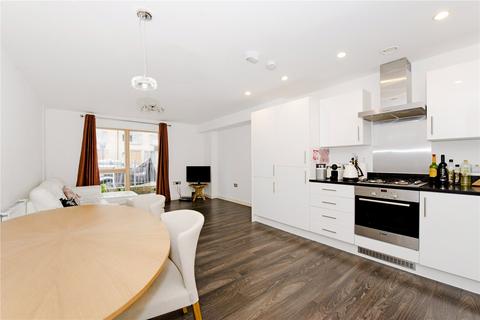 2 bedroom flat to rent, Clock View Crescent, Islington, London