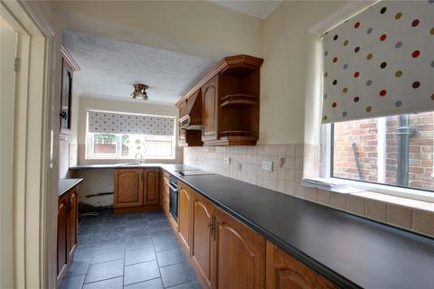 3 bedroom semi-detached house to rent, Ripon Road, Redcar