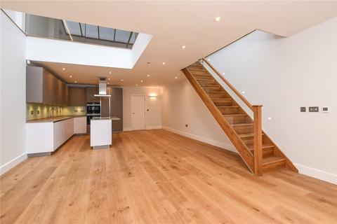 3 bedroom end of terrace house to rent, Dungarvan Avenue, Putney, London, SW15
