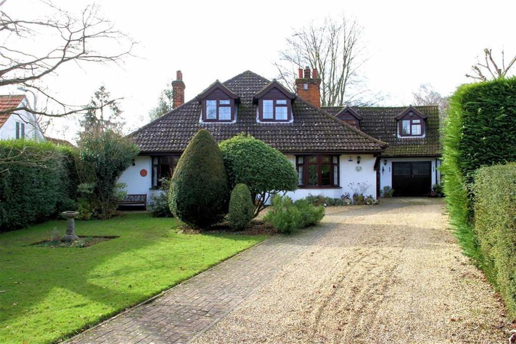 Oakfields Avenue, Knebworth, SG3 6NP 5 bed detached house £899,999