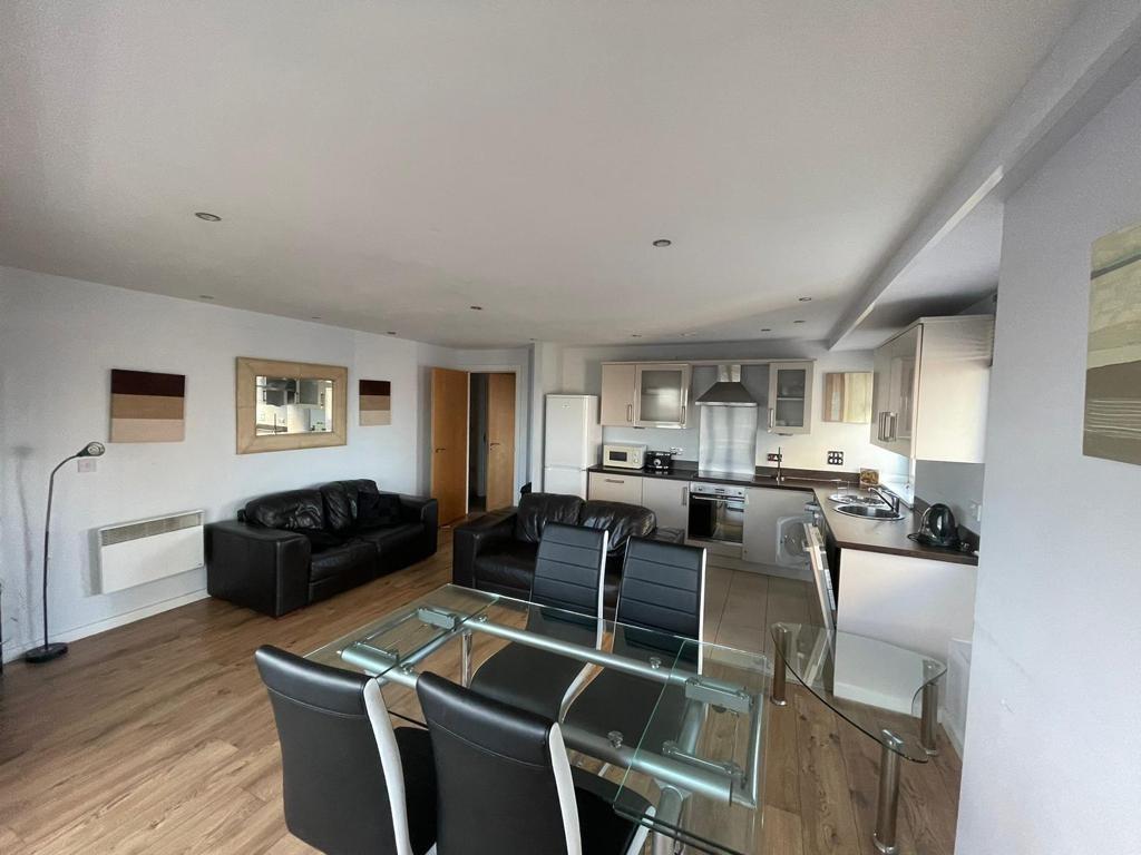 Masshouse, Masshouse Lane, Birmingham 2 bed apartment £1,200 pcm (£