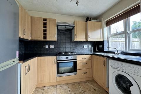 2 bedroom terraced house to rent, Wordsworth Place, Horsham