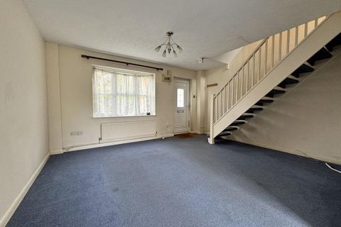 2 bedroom terraced house to rent, Wordsworth Place, Horsham