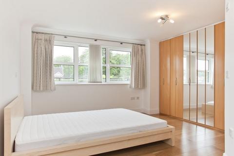 2 bedroom flat to rent, Broughton Avenue, Finchley Central, N3