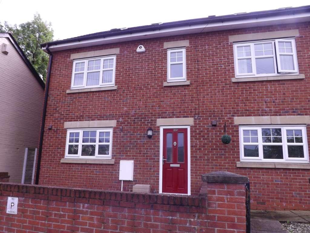Catherine Street East, Horwich 4 bed house £750 pcm (£173 pw)