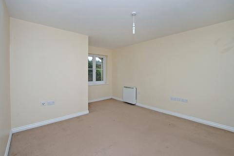 2 bedroom ground floor flat for sale - Blackwater, Surrey
