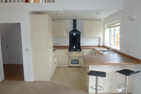 4 bedroom bungalow to rent, Main Road, Duston, Northampton, NN5