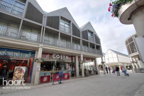 undefined, Auction Street, Bury st edmunds