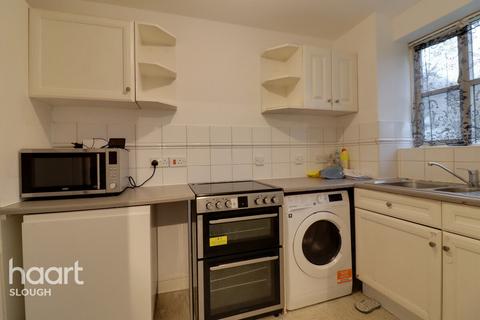 1 bedroom apartment to rent, Lovegrove Drive, SLOUGH