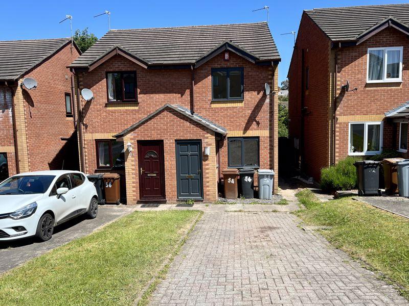Bollin Drive, Congleton 2 bed semidetached house £750 pcm (£173 pw)