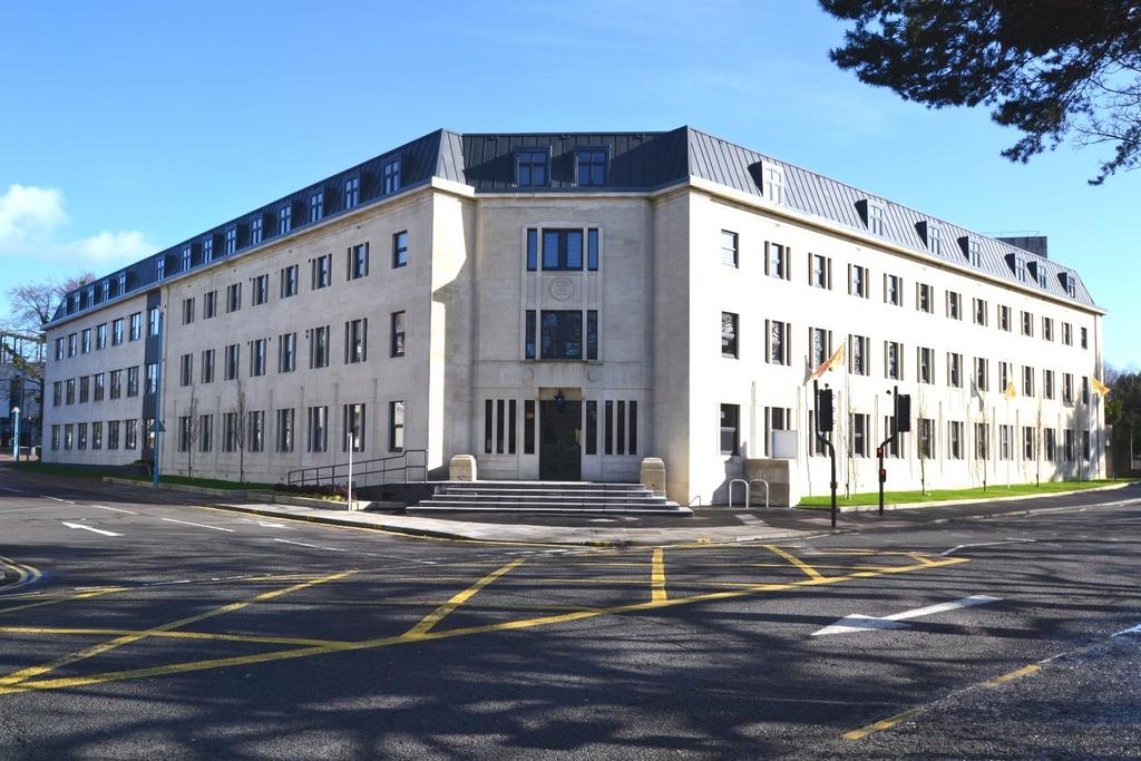 Front Entrance (Main